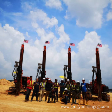 Crawler Type Hammer Pile Driver For Solar Park